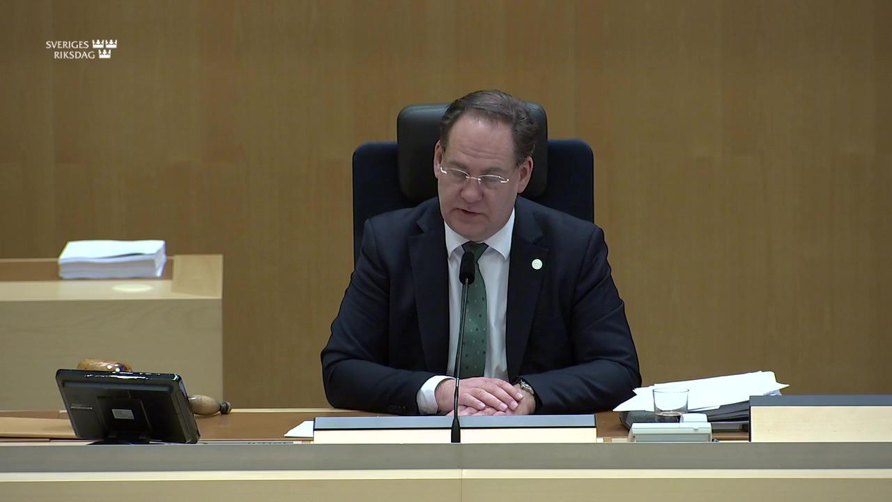 Stillbild från Beslut, Beslut: Fastighetsrätt