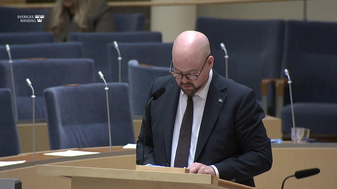 Stillbild från Interpellationsdebatt, Sveriges referensvärde för varg