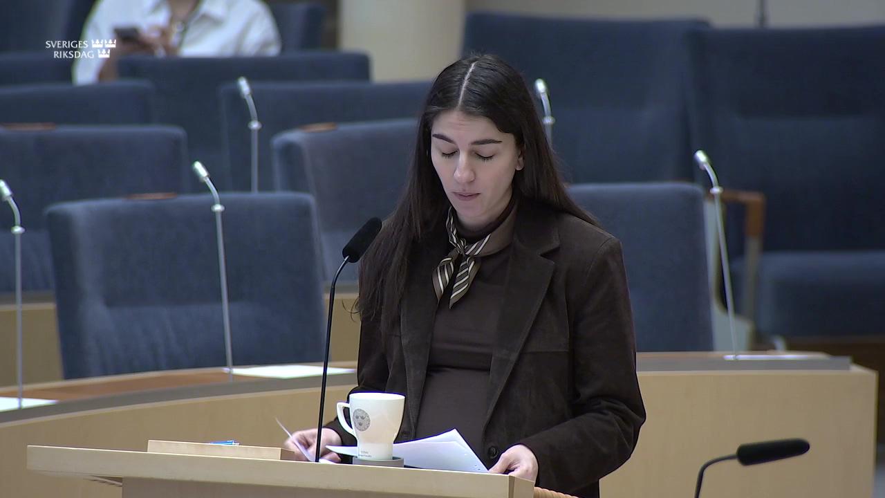 Stillbild från Interpellationsdebatt, Risken för kollapsade ekosystem