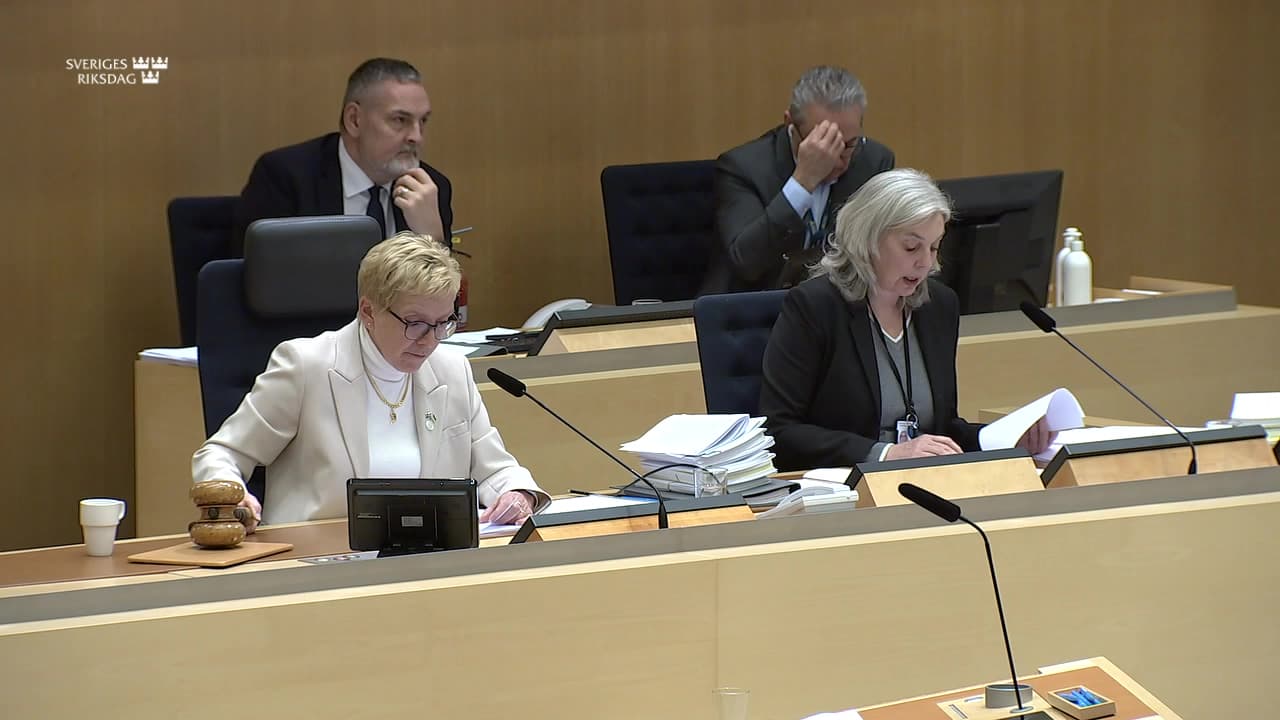 Stillbild från Beslut, Beslut: Kommunala och regionala frågor