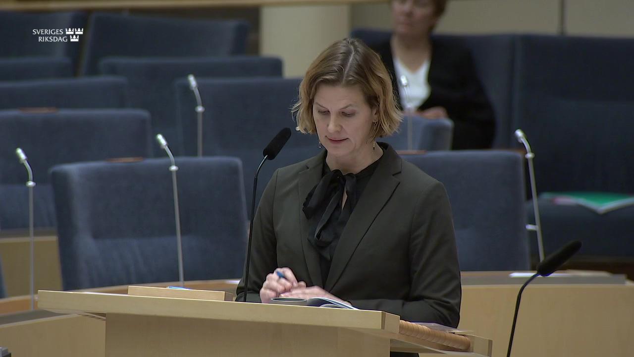 Stillbild från Interpellationsdebatt, Skärpta sanktioner vid fall av diskriminering