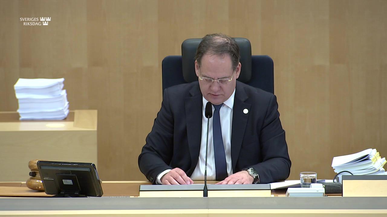 Stillbild från Beslut, Beslut: Regional utvecklingspolitik