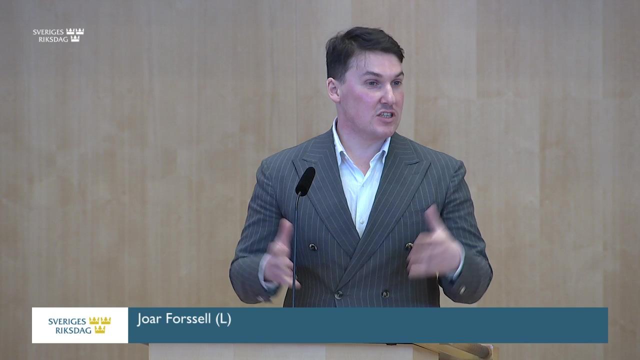 Stillbild från Debatt om förslag, Grundläggande om utbildning