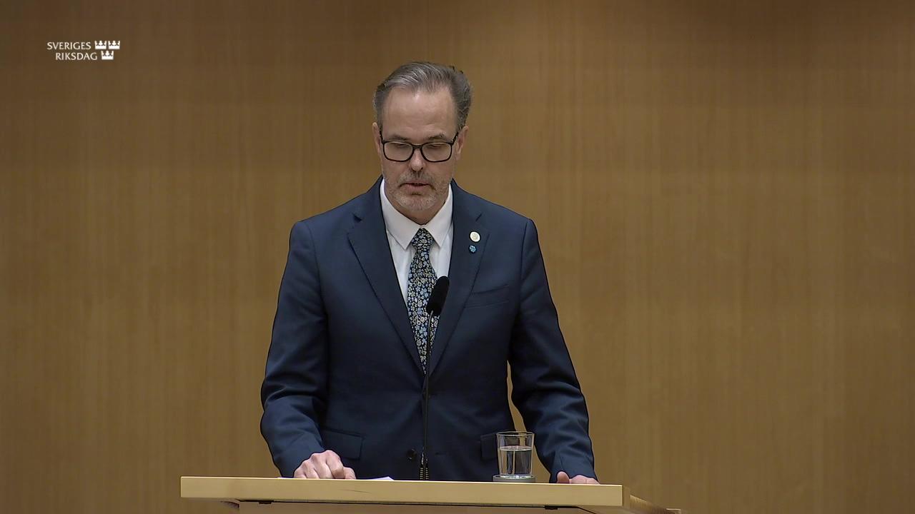 Stillbild från Debatt om förslag, Företag, kapital och fastighet