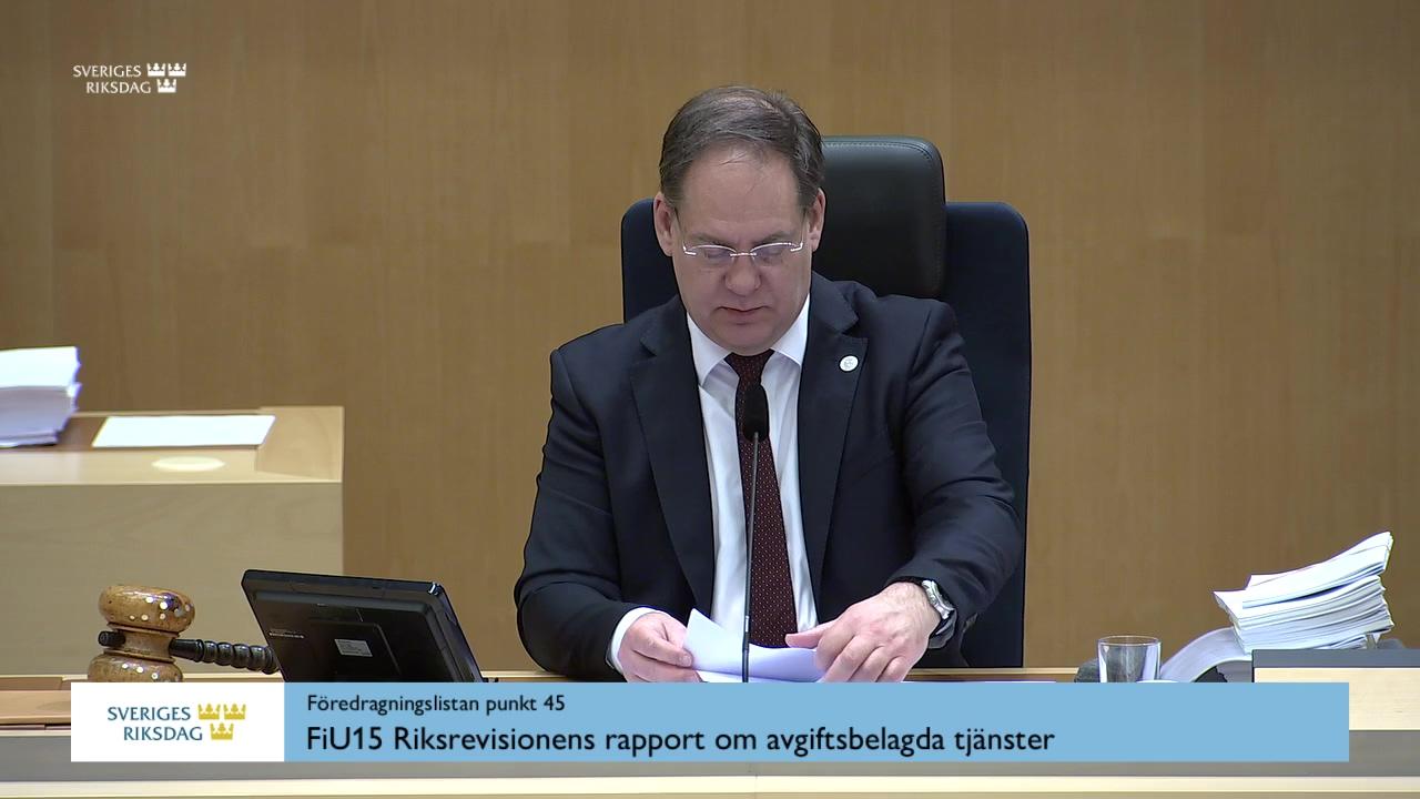 Stillbild från Debatt om förslag, Riksrevisionens rapport om avgiftsbelagda tjänster