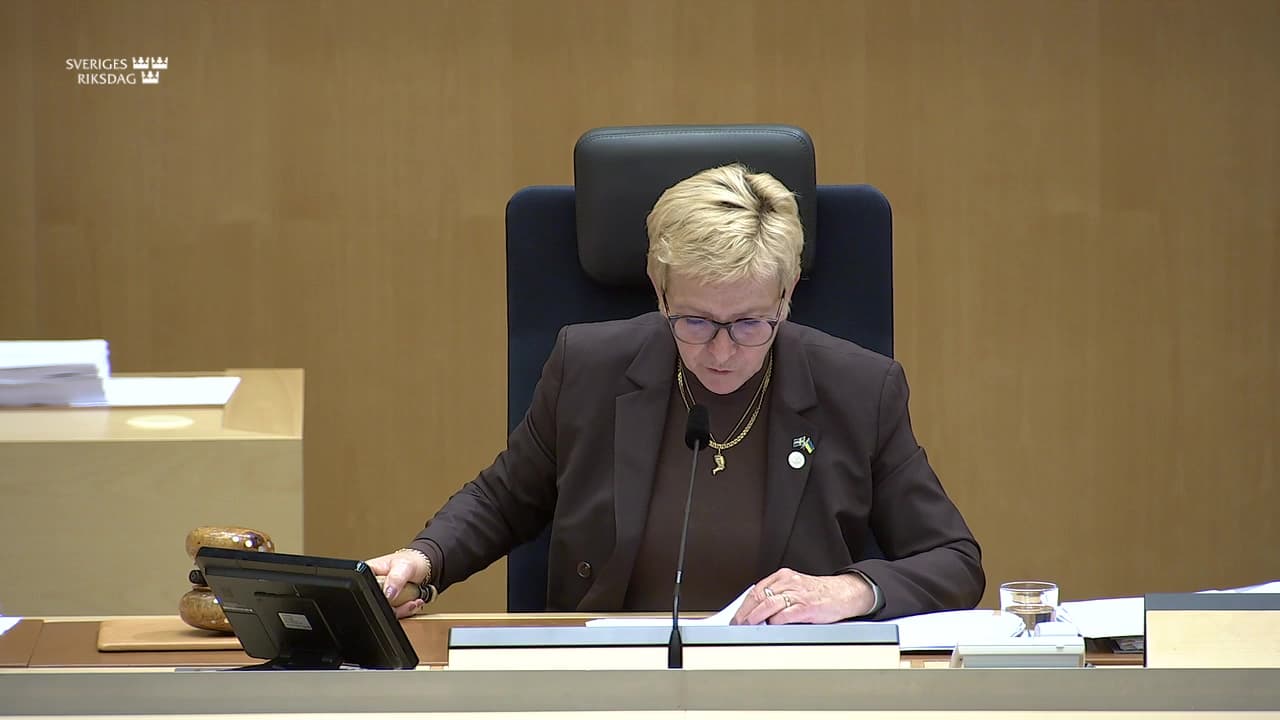 Stillbild från Beslut, Beslut: Klimatpolitik