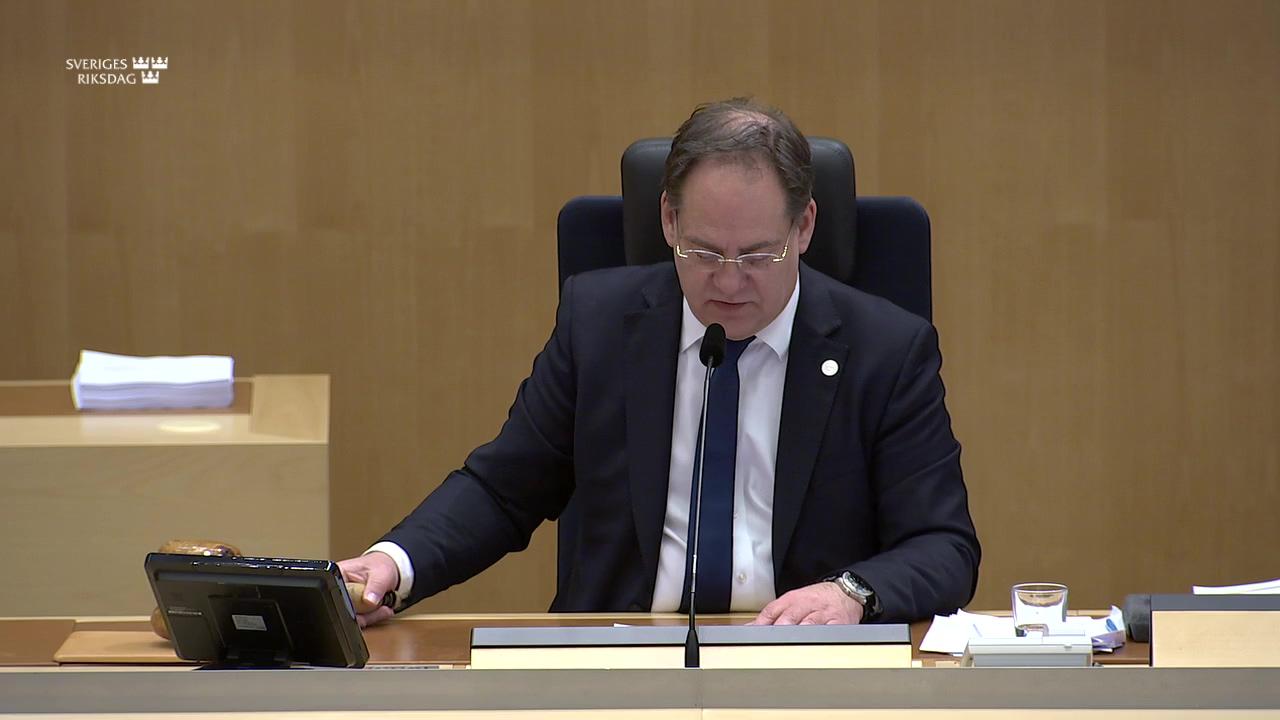 Stillbild från Beslut, Beslut: Hyresrätt m.m.