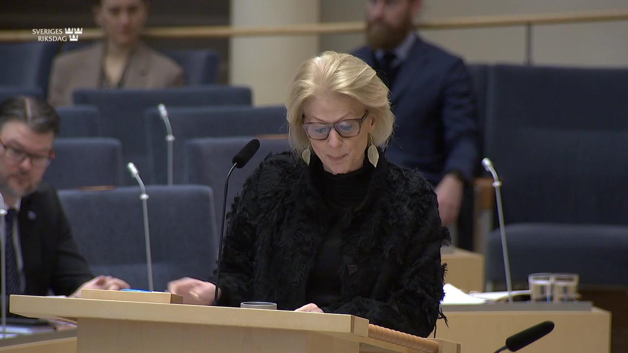 Stillbild från Interpellationsdebatt, Moms på parkeringsplatser