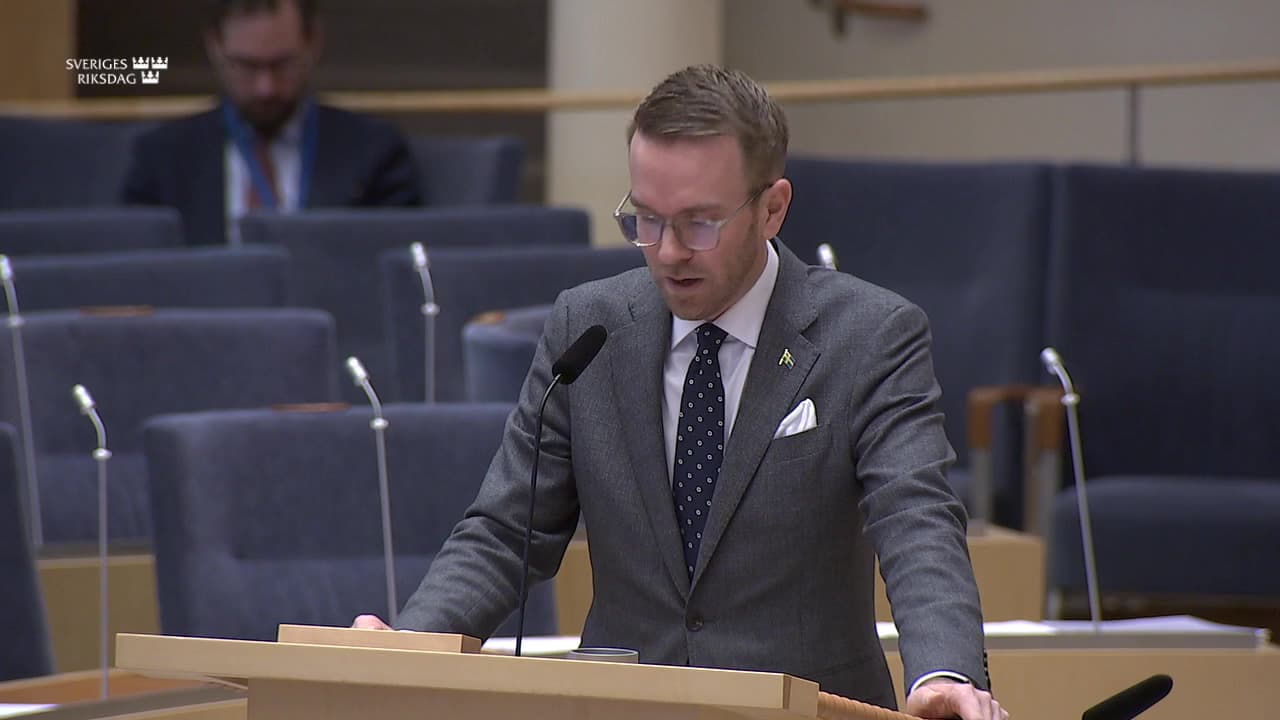 Still from Interpellationsdebatt, Motorvägsbron i Södertälje