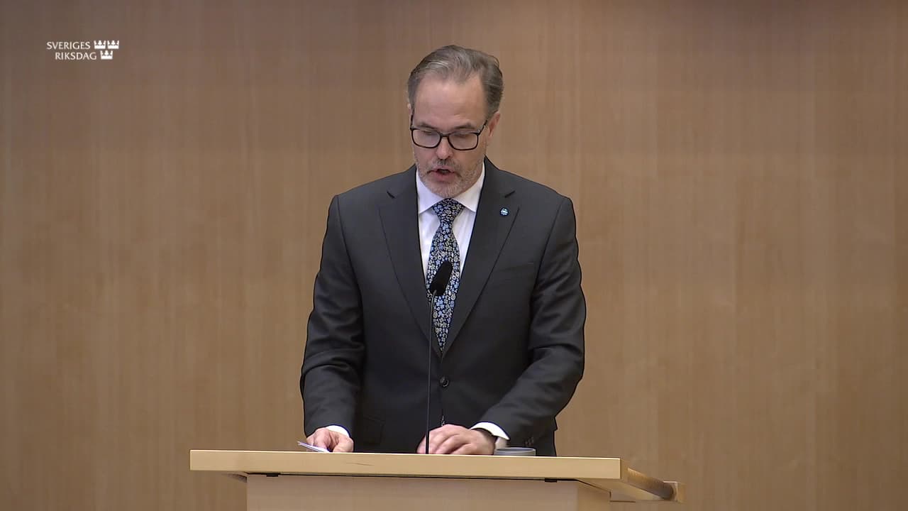 Stillbild från Debatt om förslag, Utbyte av uppgifter i tilläggsskatterapport och kompletteringar av förfarandet av tilläggsskatt för företag i stora koncerner