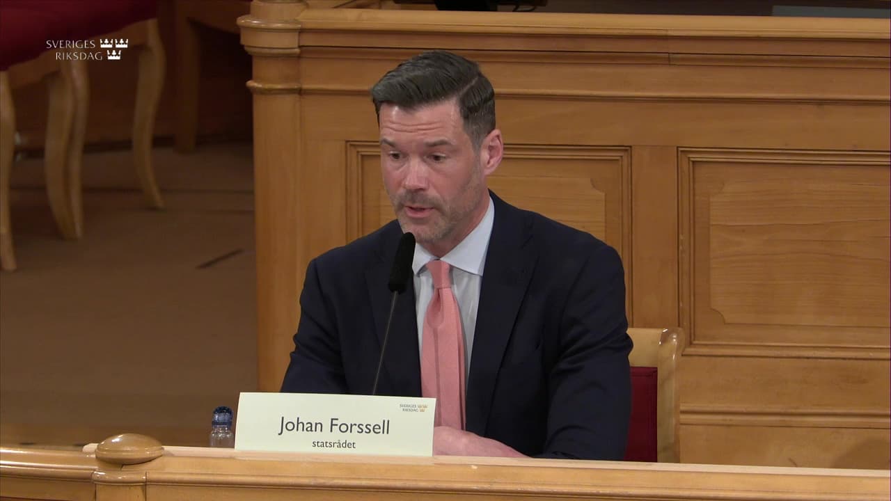 Stillbild från Öppen utfrågning, KU-utfrågning med statsrådet Johan Forssell (M)