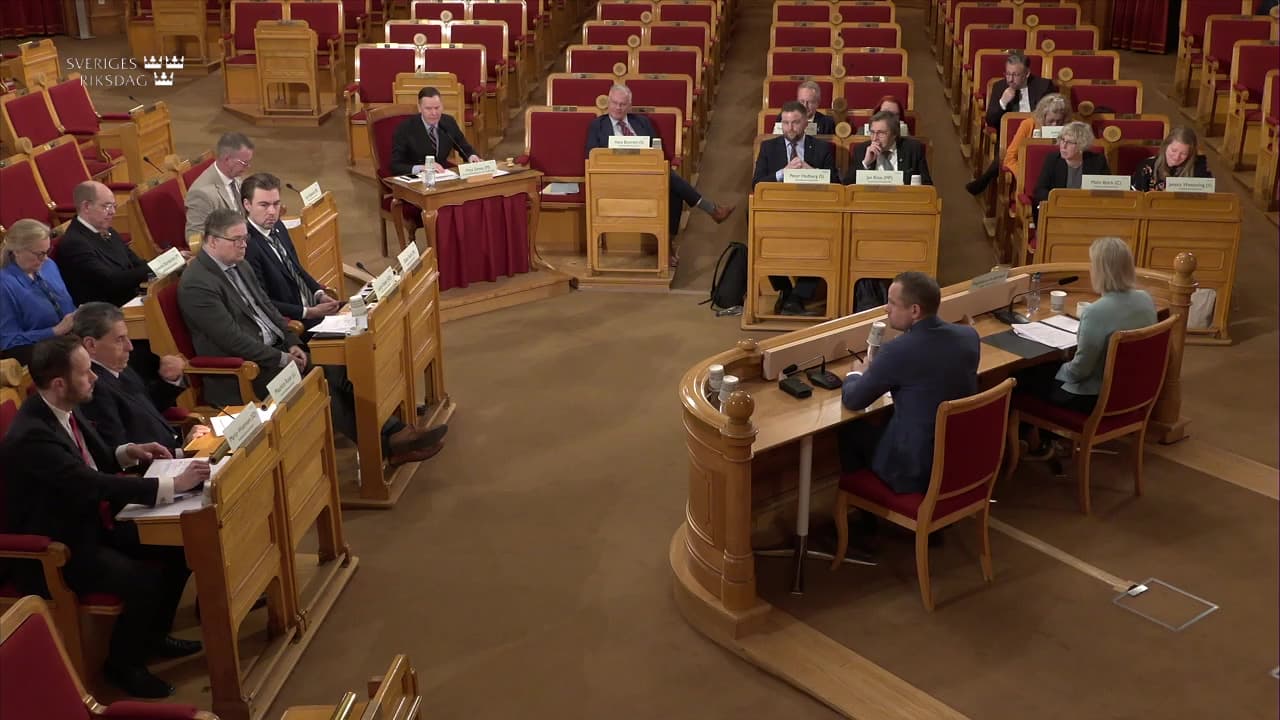 Stillbild från Öppen utfrågning, KU-utfrågning med tidigare finansminister Magdalena Andersson (S)