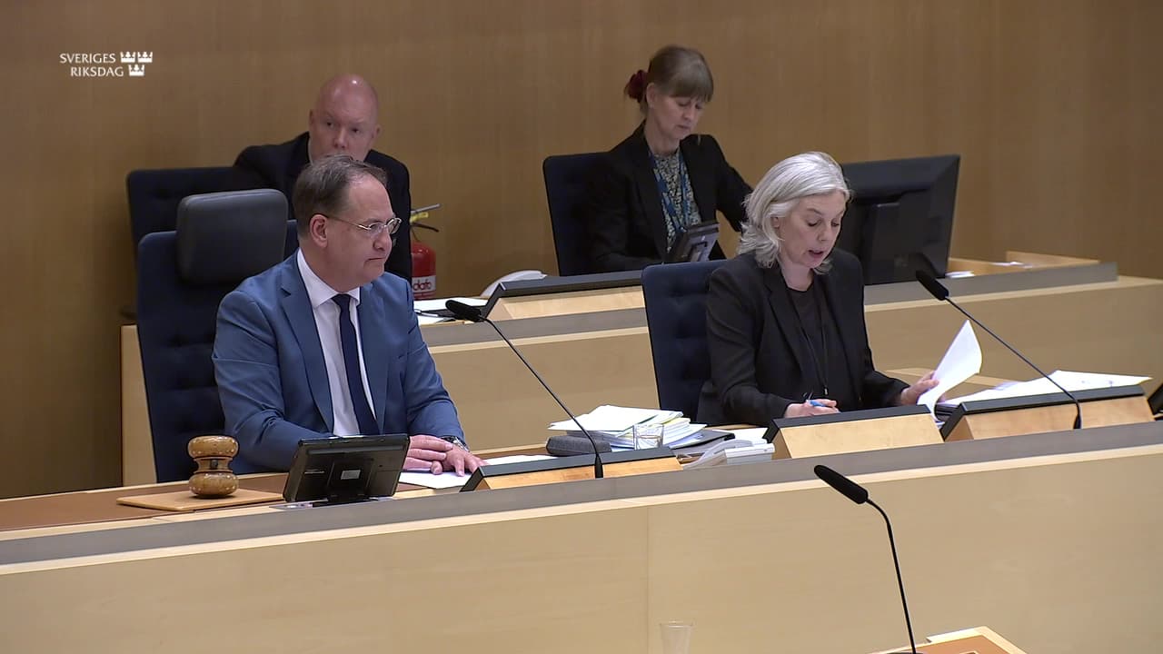 Stillbild från Beslut, Beslut: Socialförsäkringsfrågor