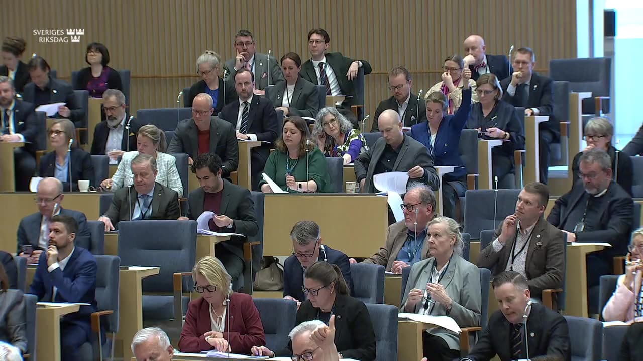 Stillbild från Beslut, Beslut: Riksrevisionens rapport om statens arbete med underlag och utvärdering inom det klimatpolitiska ramverket