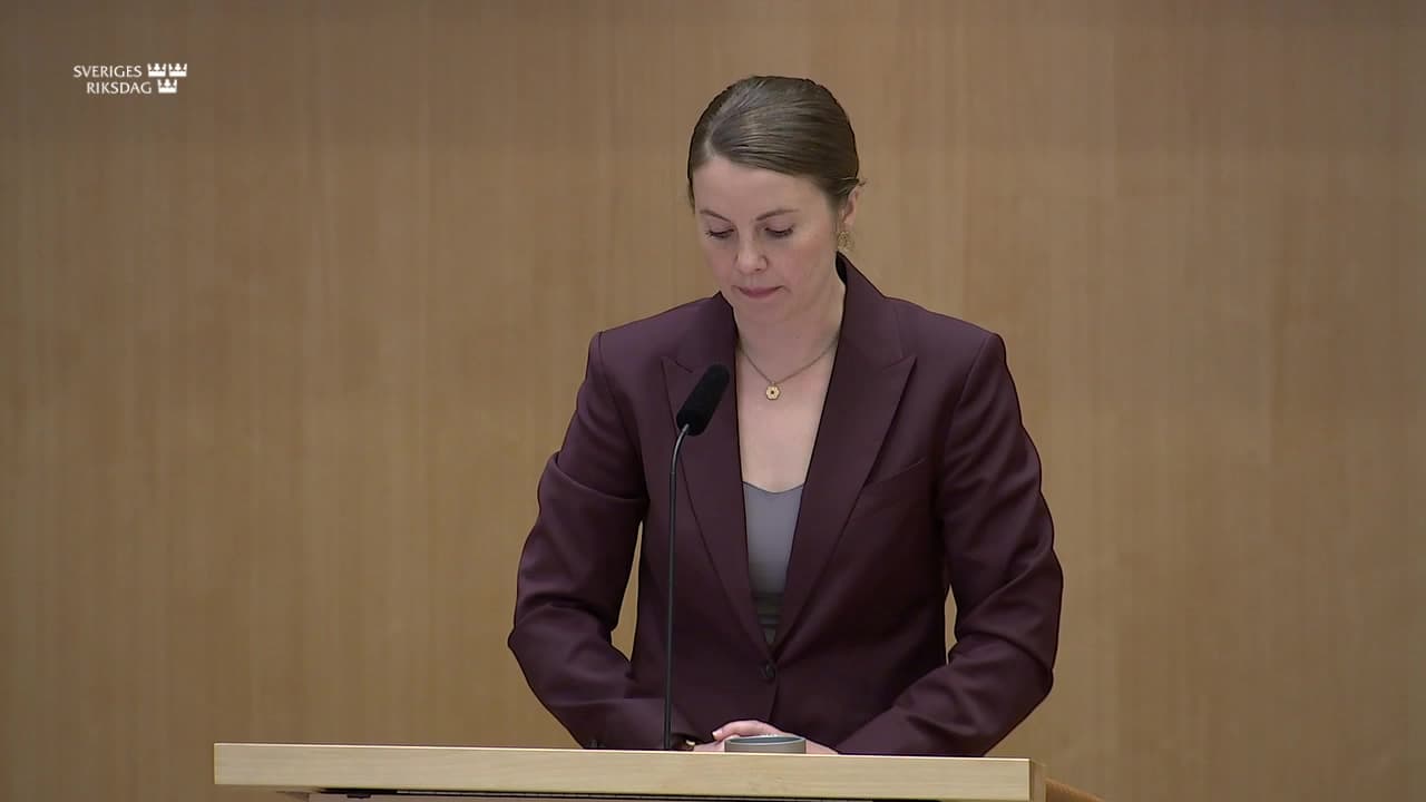 Stillbild från Debatt om förslag, Ett mer träffsäkert och korrekt bostadsbidrag