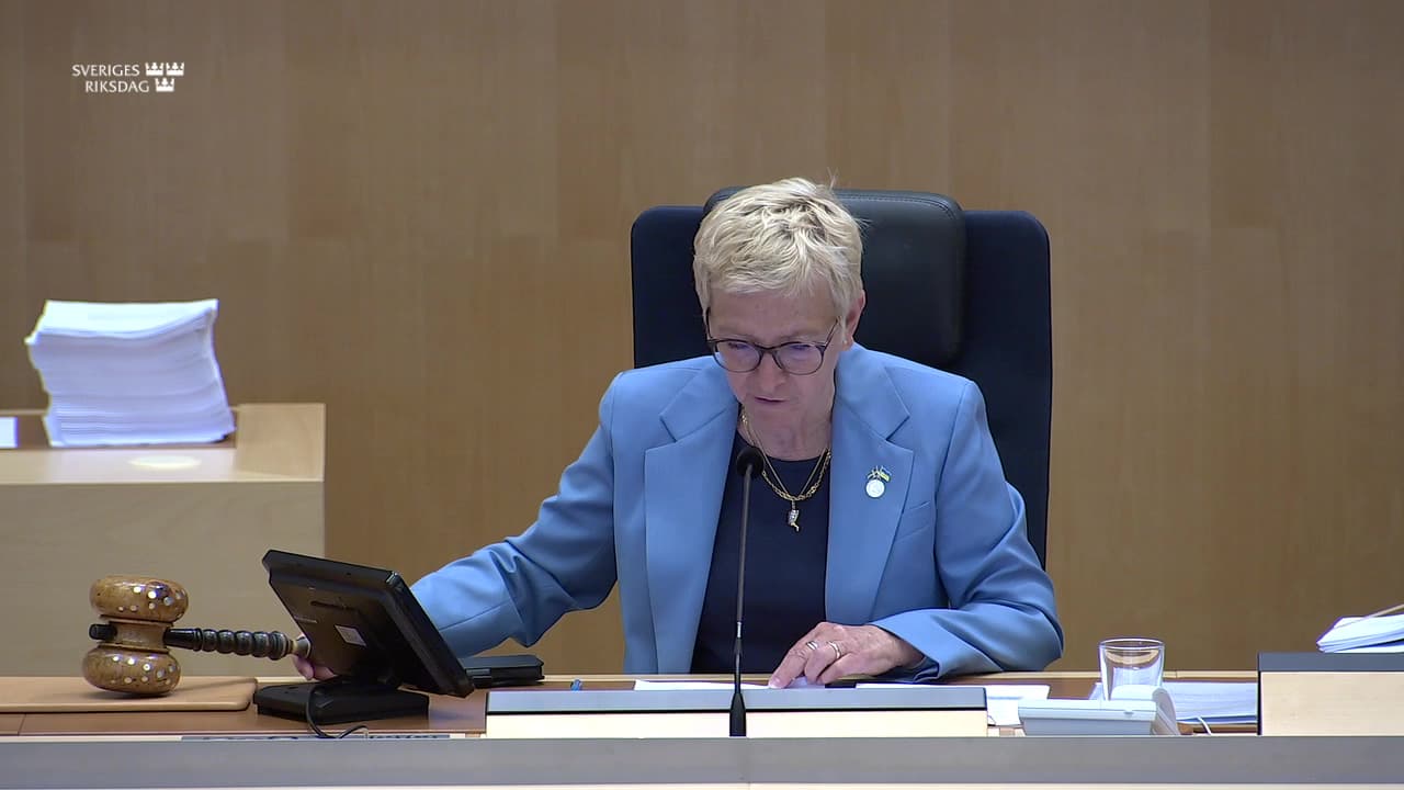 Stillbild från Debatt om förslag, Bättre förutsättningar för digitala kommunala sammanträden och förbättrad kontroll och uppföljning av privata utförare i kommuner och regioner