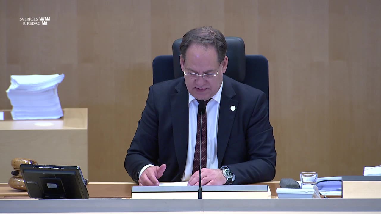 Stillbild från Beslut, Beslut: En europeisk gemensam åtkomstpunkt för finansiell och hållbarhetsrelaterad information