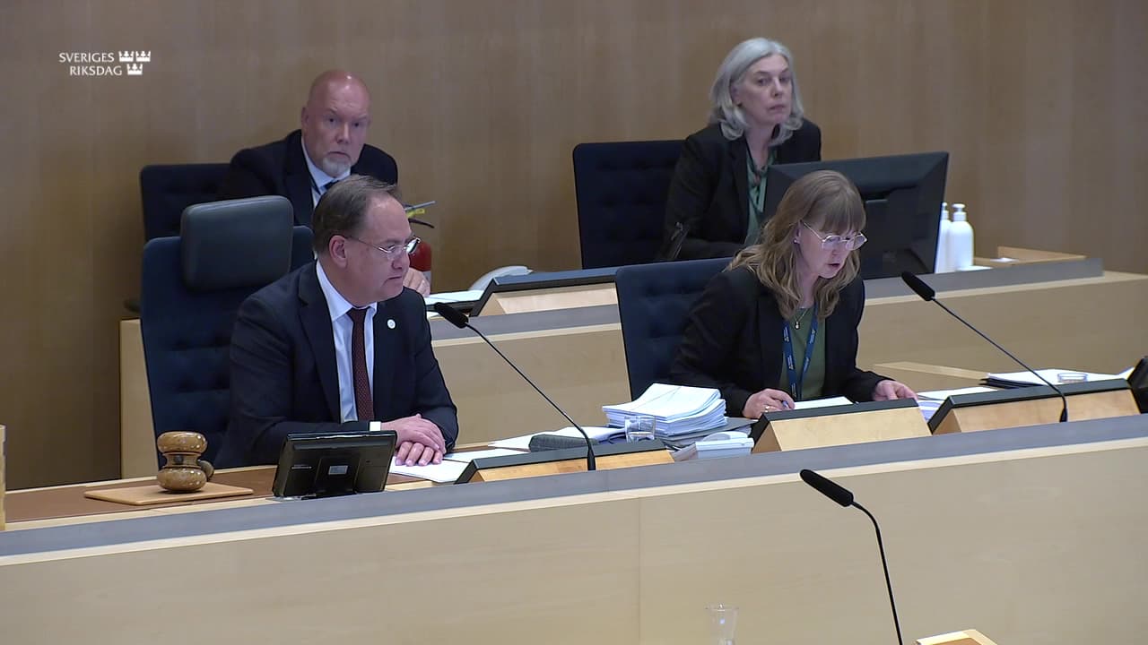 Stillbild från Beslut, Beslut: En särskild straffbestämmelse för psykiskt våld