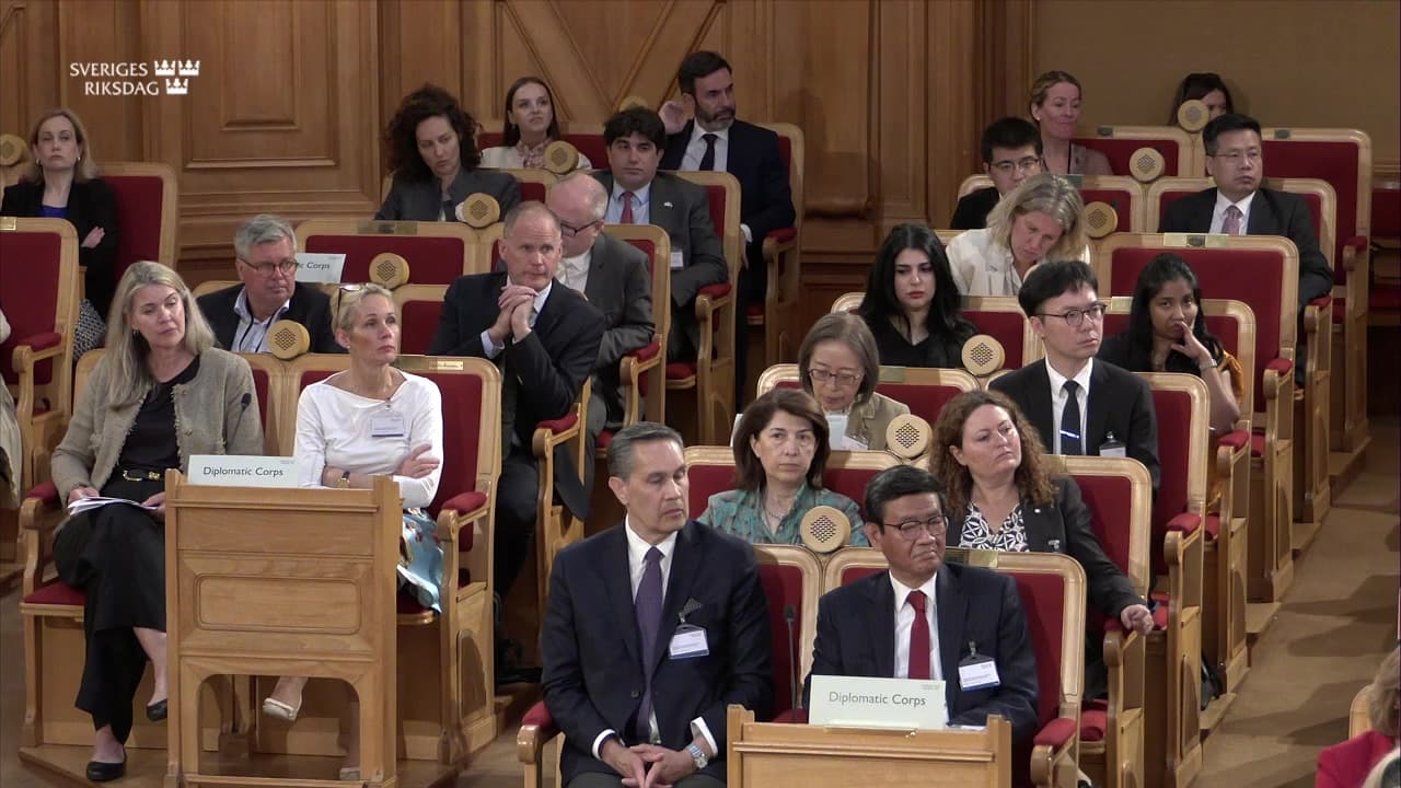 Stillbild från Öppet seminarium, Utrikesutskottets öppna seminarium om SIPRI:s årsbok 2026 – med svensk tolkning