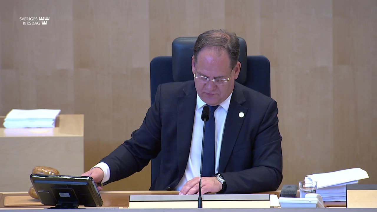 Stillbild från Beslut, Beslut: Ett likvärdigt betygssystem