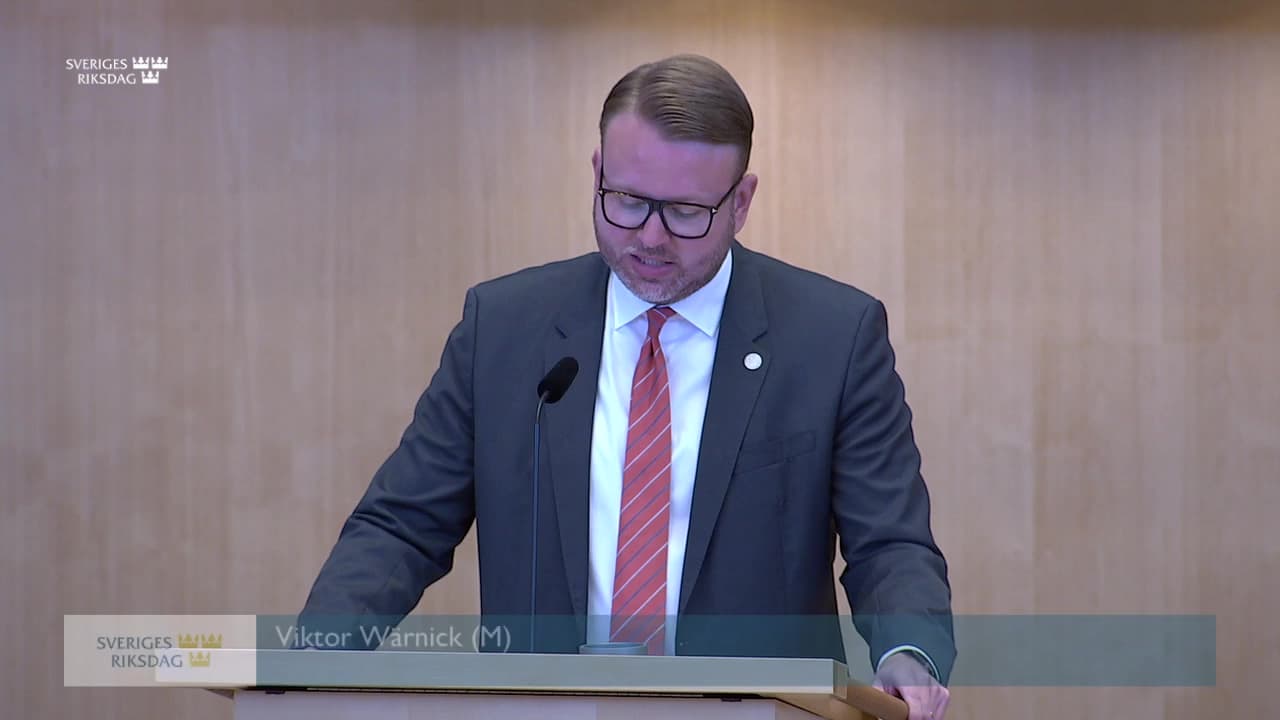 Stillbild från Debatt om förslag, Skärpta och tydligare krav på vandel för uppehållstillstånd