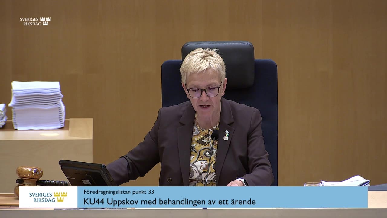 Stillbild från Debatt om förslag, Uppskov med behandlingen av ett ärende