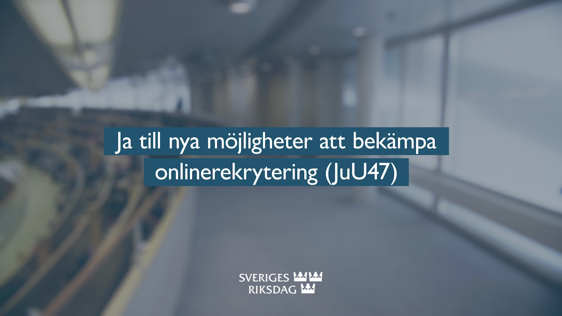 Stillbild från Beslut, Teckenspråkstolkat beslut: Ja till nya möjligheter att bekämpa onlinerekrytering