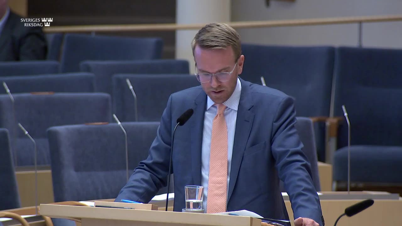 Stillbild från Interpellationsdebatt, Effekter för Östergötland av ändrad sträckning av Ostlänken