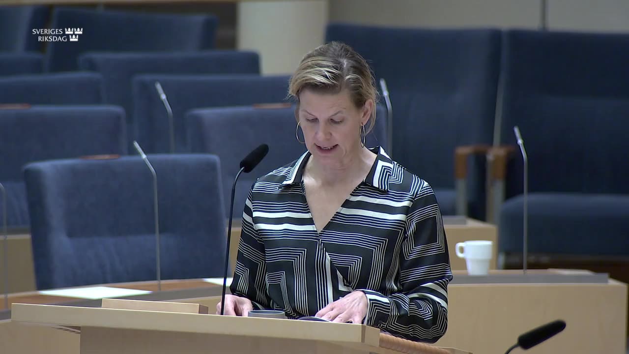 Stillbild från Interpellationsdebatt, Regeringens brottsofferpolitik