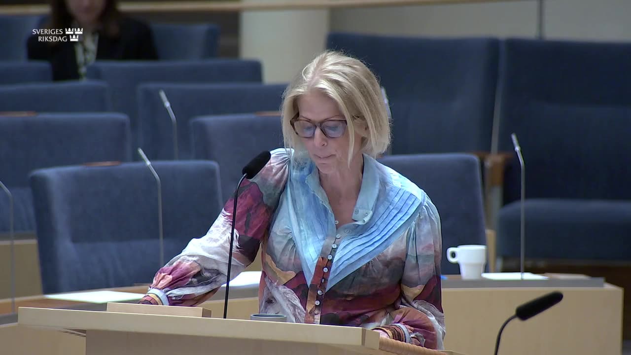 Stillbild från Interpellationsdebatt, Skatt på bekämpningsmedel