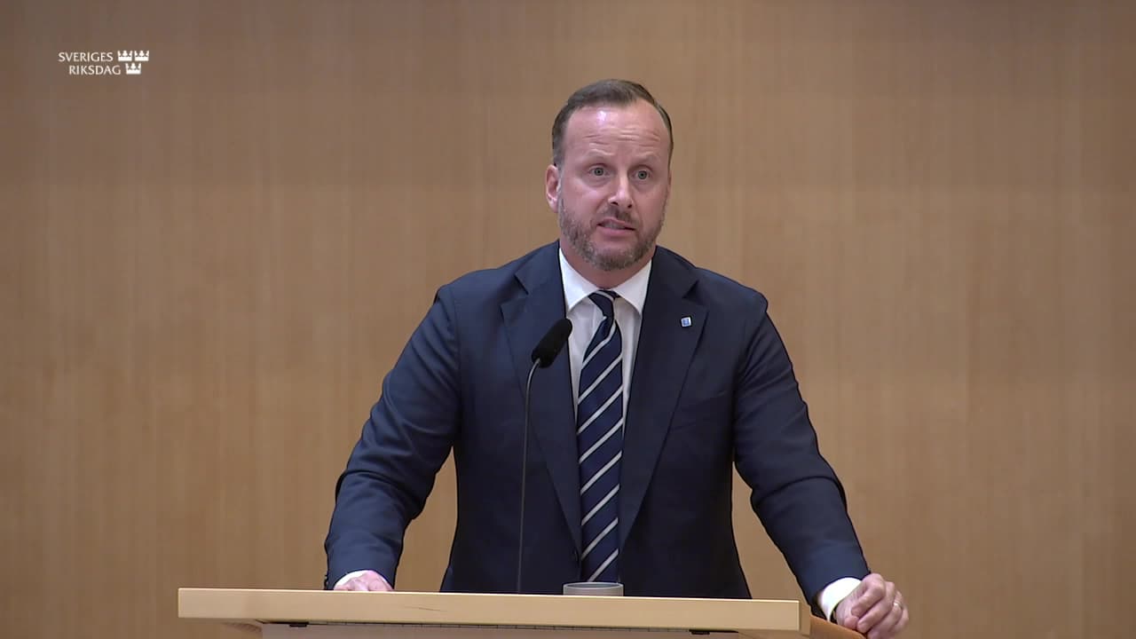 Stillbild från Debatt om förslag, Skyldighet att betala för tandvård – nya regler för vissa utlänningar