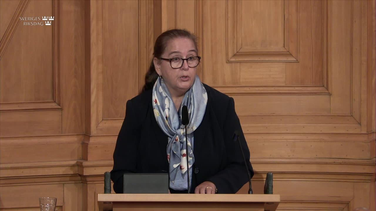 Stillbild från Öppet sammanträde, Finansutskottets öppna sammanträde om riksrevisorns årliga rapport och Riksrevisionens uppföljningsrapport