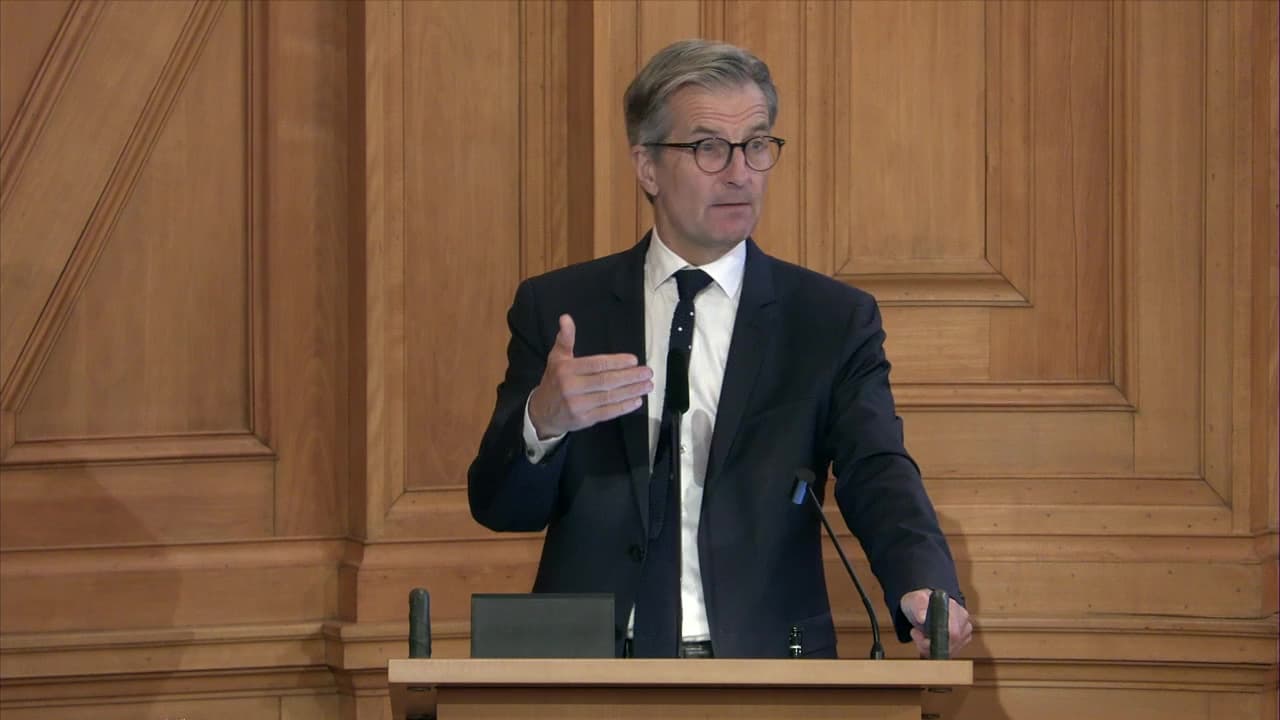 Stillbild från Öppen utfrågning, Finansutskottet håller öppen utfrågning av Riksbankens direktion