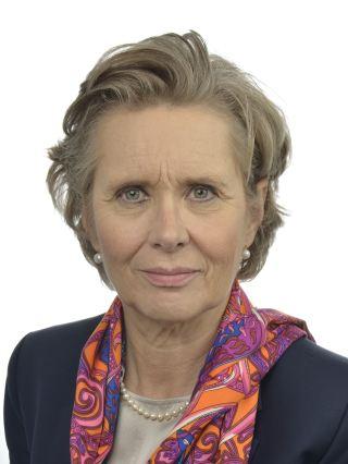 Margareta Cederfelt  (M)