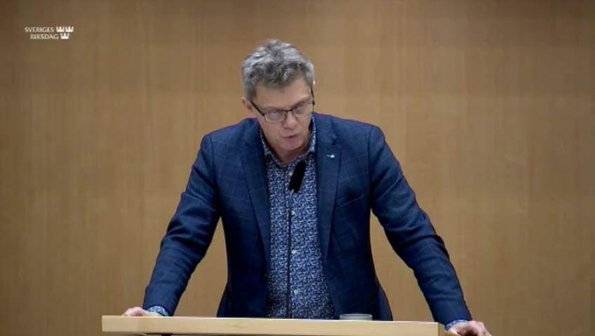 Stillbild från Debatt om förslag, Ett ändamålsenligt minoritetsskydd i aktiebolag och ekonomiska föreningar