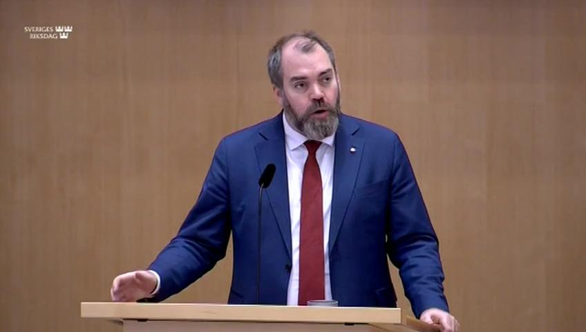 Stillbild från Debatt om förslag, Ett förstärkt medarbetarskydd för polisanställda