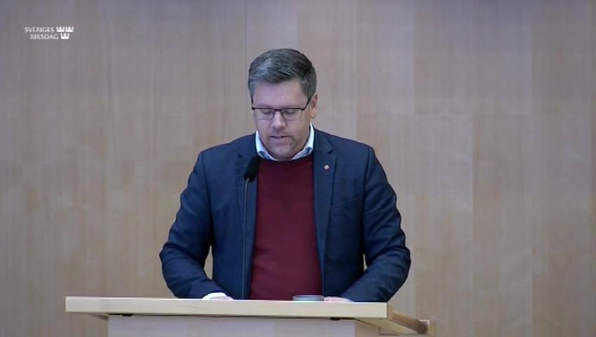 Stillbild från Debatt om förslag, Undersökningstillstånd