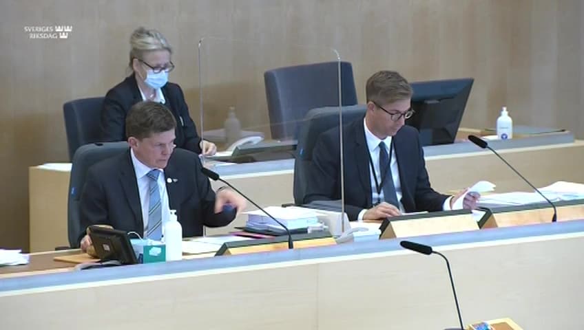 Stillbild från Beslut, Beslut