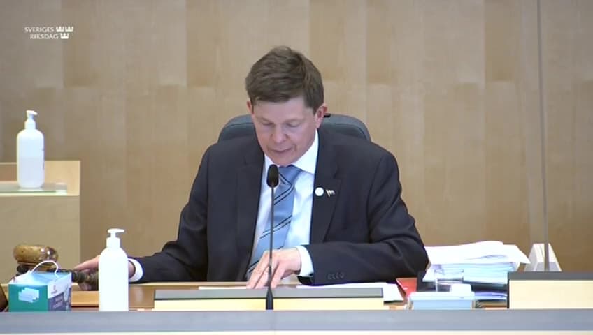 Stillbild från Beslut, Beslut