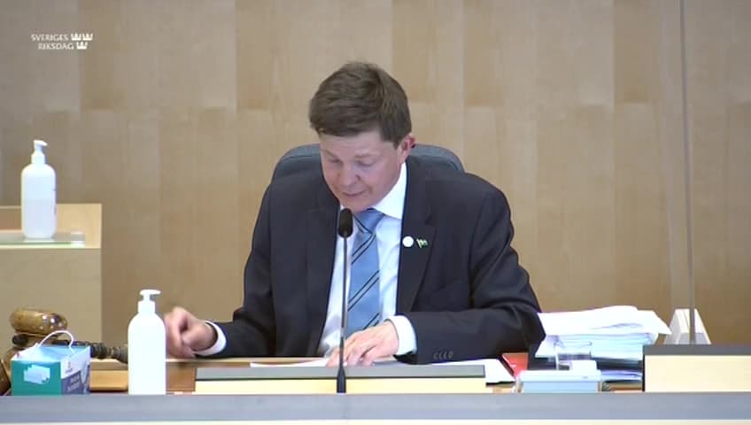 Stillbild från Beslut, Beslut