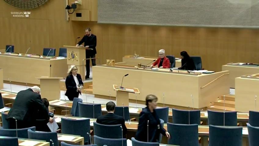 Stillbild från Debatt om förslag, Skydd av Sveriges säkerhet vid radioanvändning