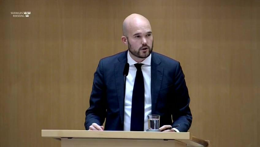 Stillbild från Debatt om förslag, Lägre kapitalkrav för privata aktiebolag