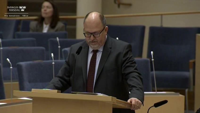 Stillbild från Interpellationsdebatt, Den hårt drabbade gränshandeln