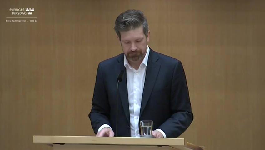 Stillbild från Debatt om förslag, Nya regler om husrannsakan för att söka efter vapen och andra farliga föremål