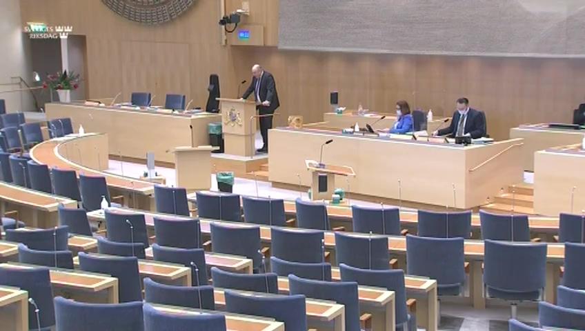 Stillbild från Debatt om förslag, Tidsbegränsad lösning för att säkerställa tillgång till skolinformation