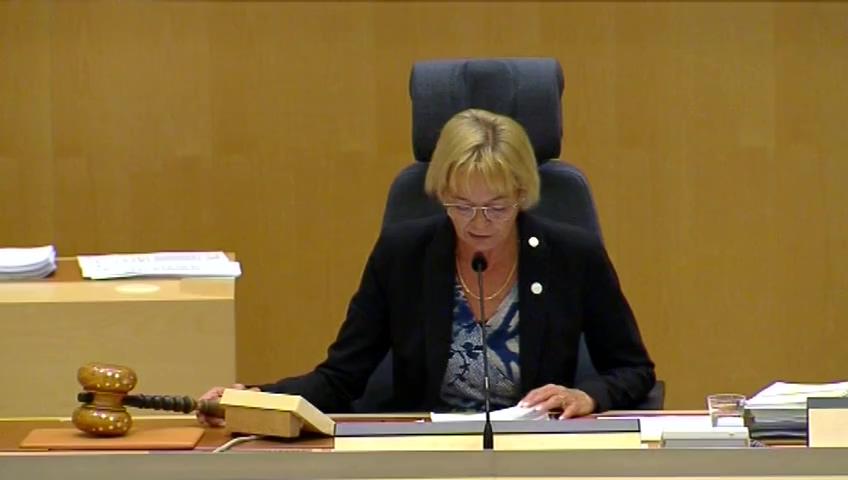 Stillbild från Debatt om förslag, Elektroniska fakturor till följd av offentlig upphandling