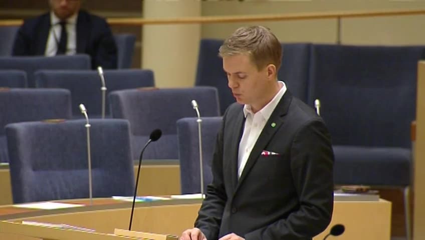 Stillbild från Interpellationsdebatt, Destruktiva könsnormer