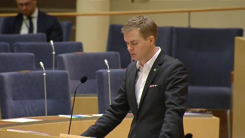 Stillbild från Interpellationsdebatt, En ökning av elevernas undervisningstid