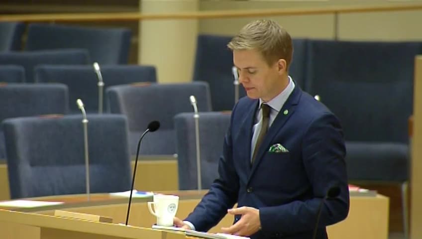 Stillbild från Interpellationsdebatt, Tioårig grundskola