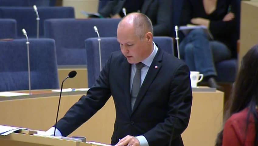 Stillbild från Interpellationsdebatt, Situationen hos polisen i Region nord